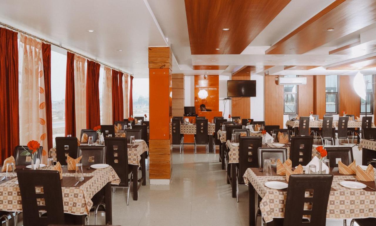 Hotel Vaishnavi Heights Aurangabad  Exterior foto