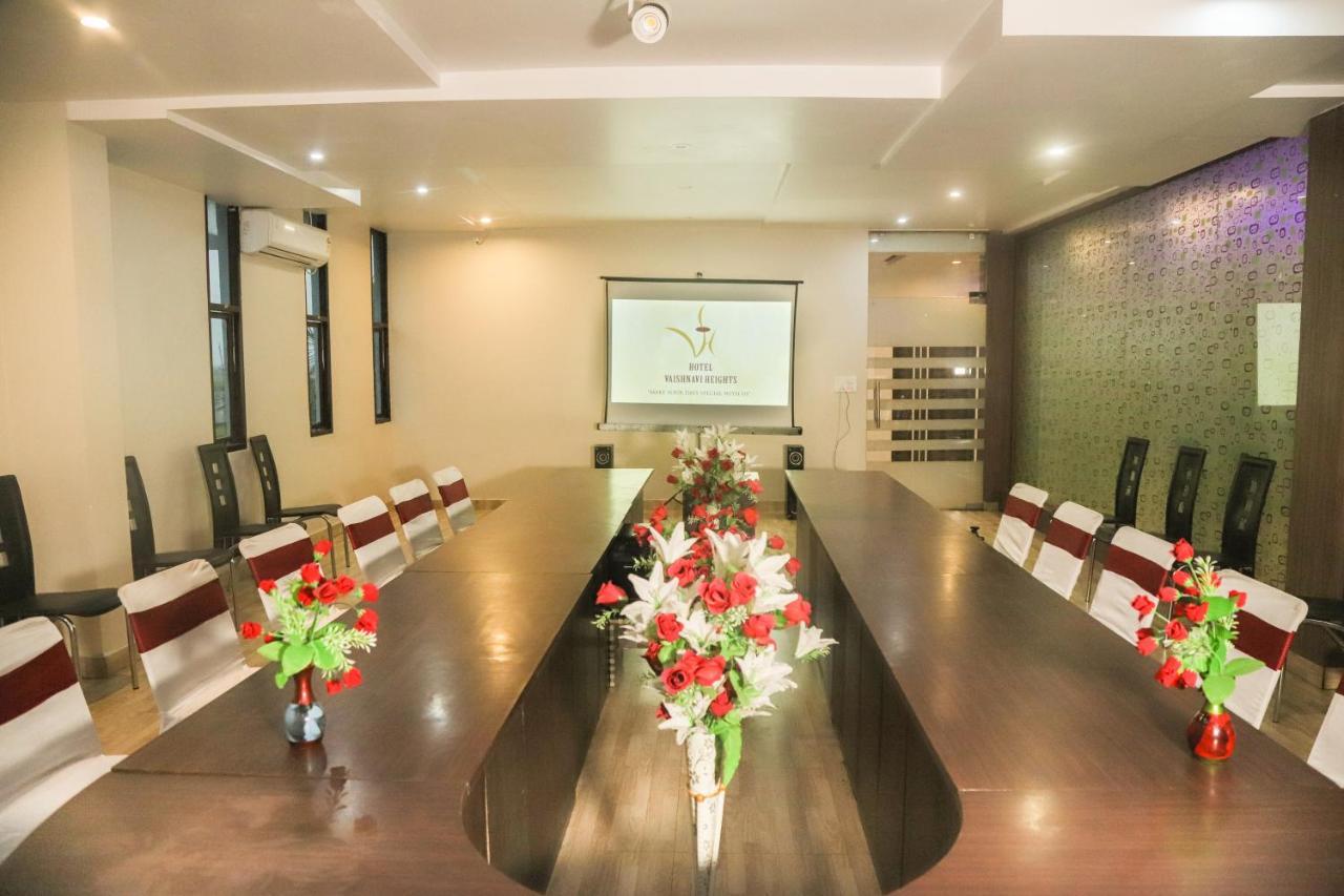 Hotel Vaishnavi Heights Aurangabad  Exterior foto