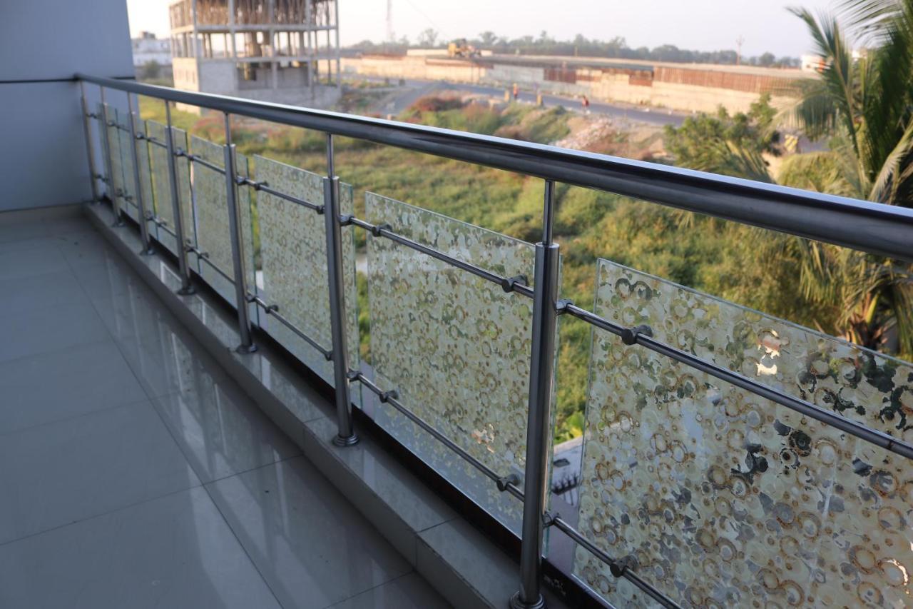 Hotel Vaishnavi Heights Aurangabad  Exterior foto