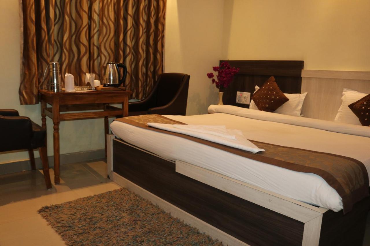 Hotel Vaishnavi Heights Aurangabad  Exterior foto